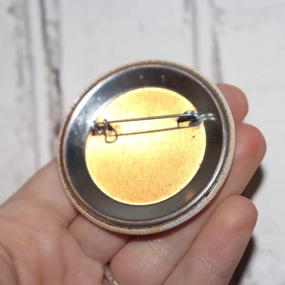 Retro Women are Veterans Too! Button pin 2.25